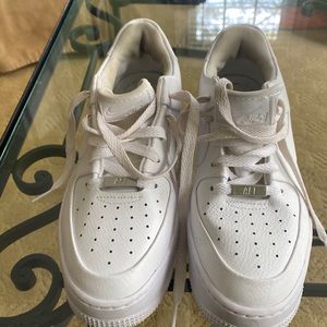 Nike Airforce 1 Size 8 white